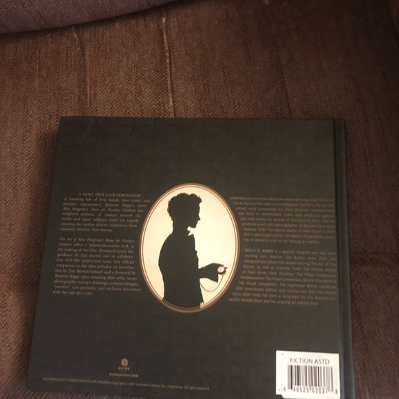 🎃The Art of Miss Peregrine’s Home for Peculiar Children528 $20 or $15 w/offer - Picture 3 of 3